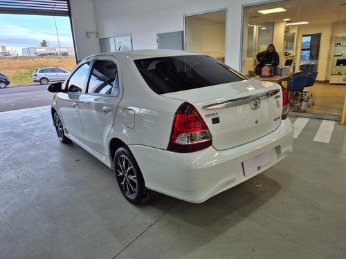 Toyota Etios 1.5 Sedan Xls My19 Ugarcia