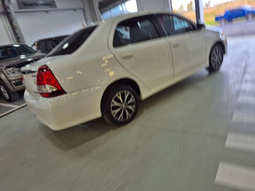 Toyota Etios 1.5 Sedan Xls My19 Ugarcia