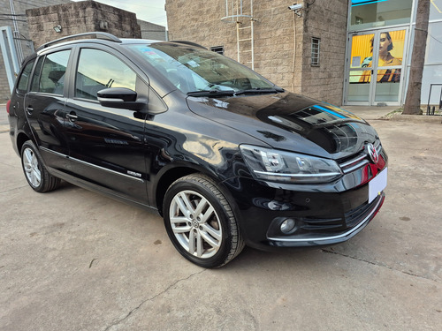 Volkswagen Suran 1.6 Highline Ugarcia