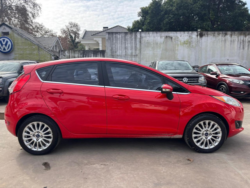 D_645055-MLA91914551334_092025-O Ford Fiesta Kinetic 1.6 Titanium Powershift 120cv - Us