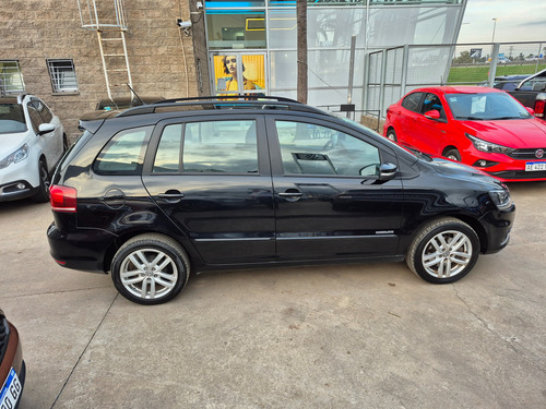 Volkswagen Suran 1.6 Highline Ugarcia