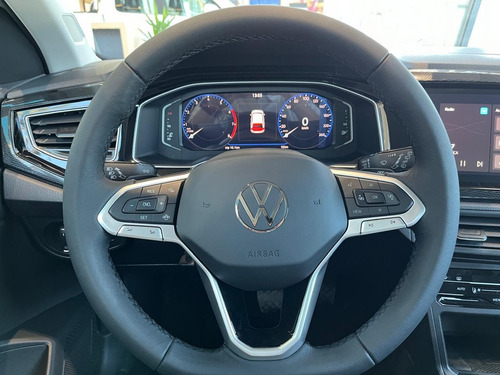 D_666438-MLA89645144957_082025-O-1 Volkswagen Polo 1.0 Tsi 170 Highline At Semini