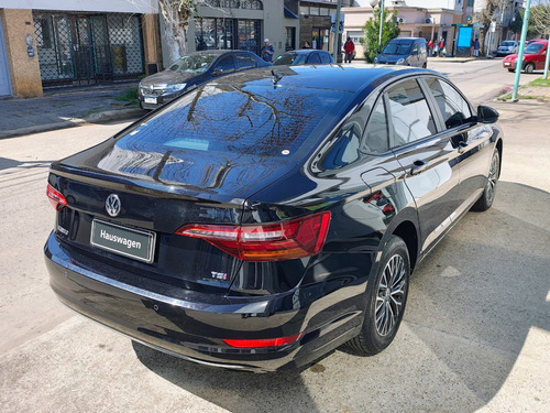 Volkswagen Vento 1.4 Comfortline 150cv At Unico Dueño Es