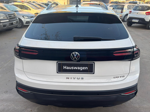 D_684207-MLA91920441876_092025-O Volkswagen Nivus 1.0 Tsi 170 Mt Confortline - Us