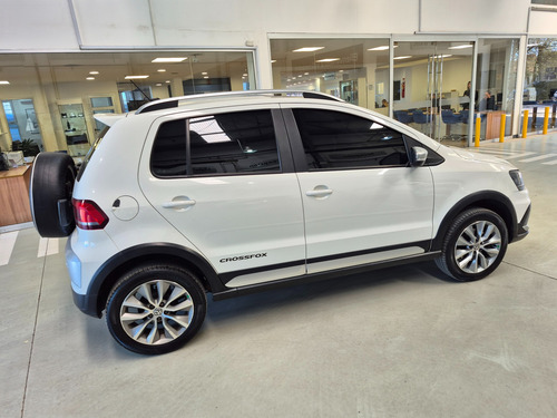 D_687440-MLA91621341644_092025-O Volkswagen Crossfox 1.6 Highline Ugarcia