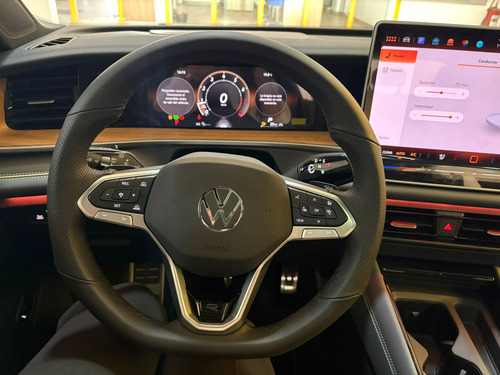 Volkswagen Tiguan R-line 1.4 T Nd