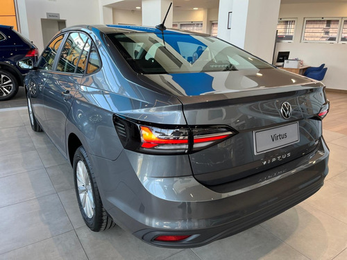 D_696313-MLA89280726190_082025-O-1 Volkswagen Virtus 1.6 Msi Semini Lucas