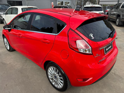 D_715102-MLA91914828792_092025-O Ford Fiesta Kinetic 1.6 Titanium Powershift 120cv - Us