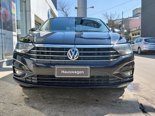 Volkswagen Vento 1.4 Comfortline 150cv At Unico Dueño Es