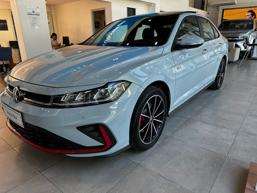 D_759688-MLA92495766249_092025-O Volkswagen Vento 2.0 Tsi 350 Gli Dsg - Rec