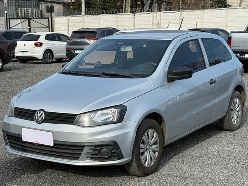 D_787213-MLA89871269499_082025-O-6 Volkswagen Gol Trend 1.6 Trendline 101cv 3p Us Semini Lucas