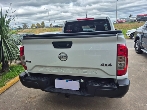 Nissan Frontier 2.3 S Cd 4x4 Mt