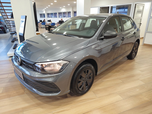D_808791-MLA89443985503_082025-O-6 Volkswagen Polo 1.6 Msi Track Ugarcia