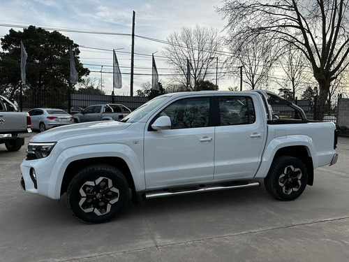D_813339-MLA91925038429_092025-O Volkswagen Amarok 3.0 Cd Tdi 258cv V6 Highline 4x4 - Rec