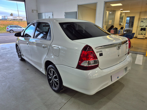 Toyota Etios 1.5 Sedan Xls My19 Ugarcia