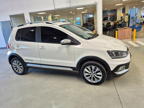 D_833010-MLA92021229179_092025-O Volkswagen Crossfox 1.6 Highline Ugarcia