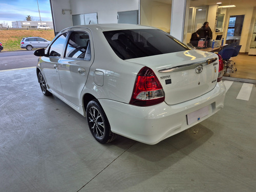 Toyota Etios 1.5 Sedan Xls My19 Ugarcia