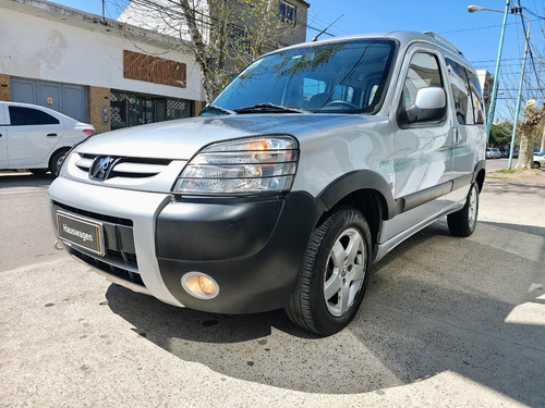 D_853158-MLA92674008060_092025-O Peugeot Partner Patagónica 1.6 Vtc Plus 115 Es