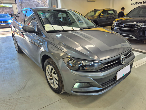 D_863332-MLA90260386550_082025-O-6 Volkswagen Virtus 1.6 Msi Trendline At