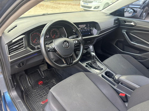 D_888488-MLA90934520231_082025-O-43 Volkswagen Vento 1.4 Comfortline 150cv At - Us