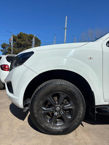 Nissan Frontier 2.3 X-gear + Cd 4x4 At - Us