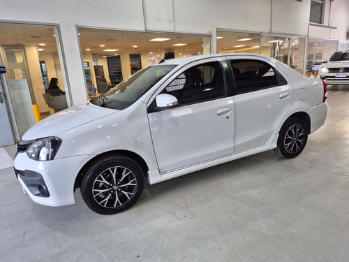 Toyota Etios 1.5 Sedan Xls My19 Ugarcia