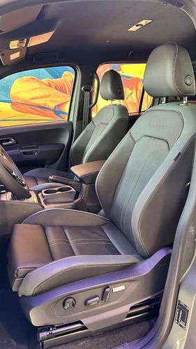 D_959690-MLA91342687642_092025-O Volkswagen Amarok V6 Hero 258cv 3.0 Nd