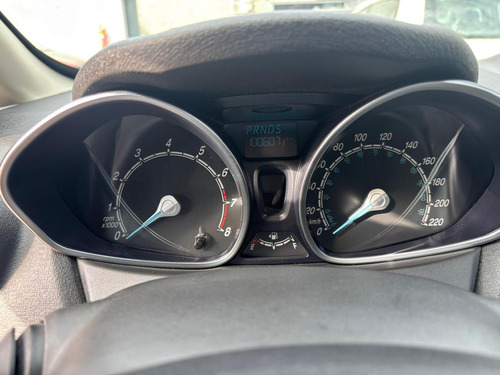 Ford Fiesta Kinetic 1.6 Titanium Powershift 120cv - Us
