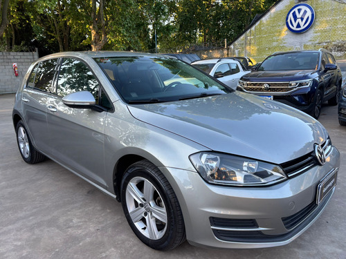 D_665314-MLA94689212242_102025-O Volkswagen Golf 1.6 Trendline - Us