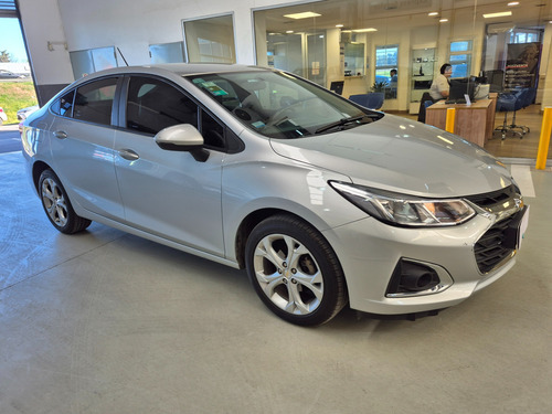 Chevrolet Cruze 1.8 Lt Mt Ugarcia