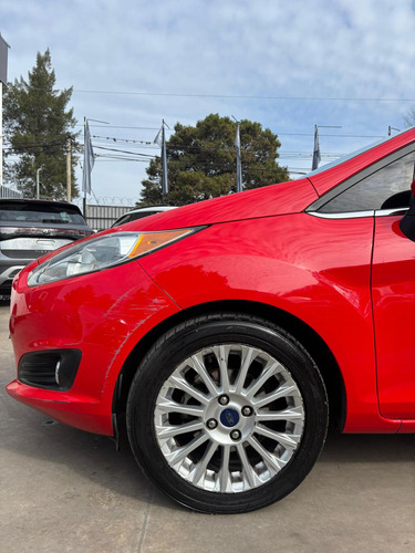 Ford Fiesta Kinetic 1.6 Titanium Powershift 120cv - Us