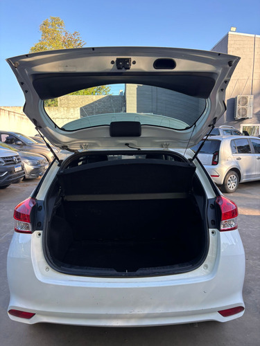 D_814994-MLA94689537392_102025-O Toyota Yaris 1.5 107cv Xs - Us