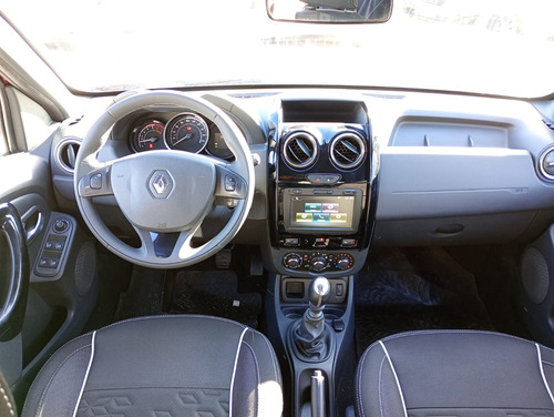 D_819905-MLA93905048995_102025-O Renault Duster Oroch 2.0 Outsider Plus Semini Lucas