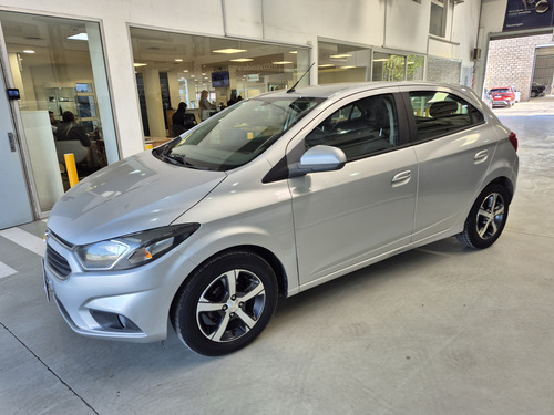 Chevrolet Onix 1.4 Ltz At 98cv Ugarcia