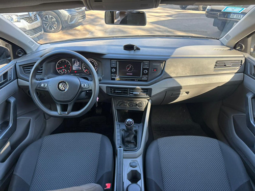 D_883344-MLA93903773733_102025-O Volkswagen Polo 1.6 Msi Trendline - Us