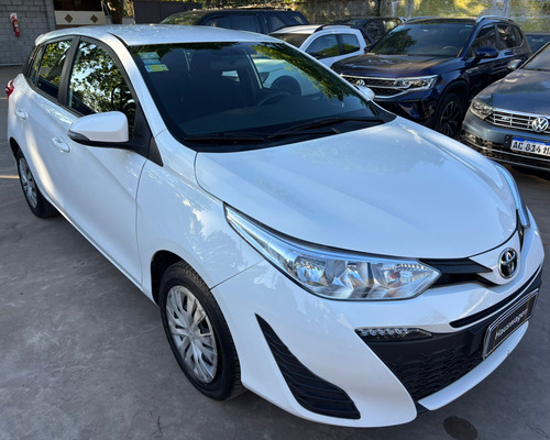 D_893595-MLA94745143372_102025-O Toyota Yaris 1.5 107cv Xs - Us