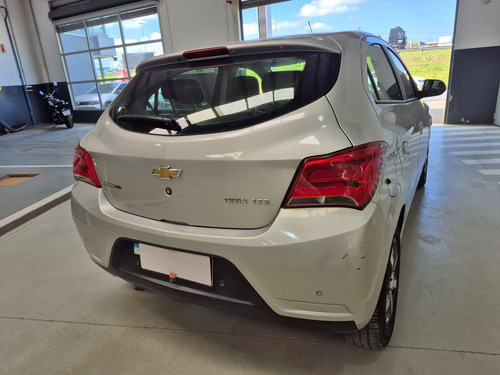 Chevrolet Onix 1.4 Ltz At 98cv Ugarcia