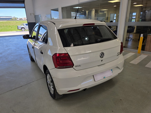 D_917926-MLA99599325387_112025-O Volkswagen Gol Trend 1.6 Trendline 101cv Us Semini Lucas