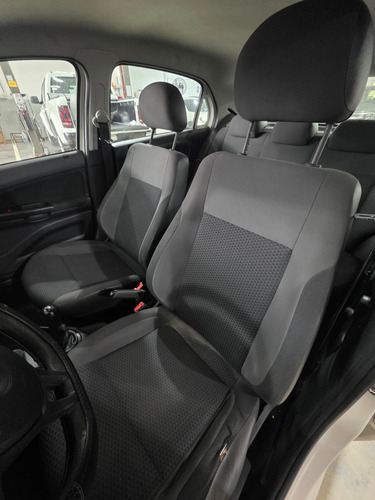 D_957165-MLA97918199024_112025-O Volkswagen Gol Trend 1.6 Trendline 101cv Fb