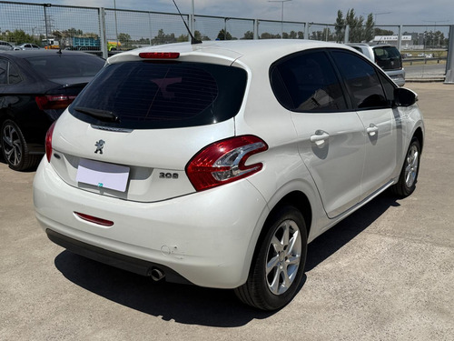 Peugeot 208 1.5 Allure Touchscreen Us 2015 Lucas Semini