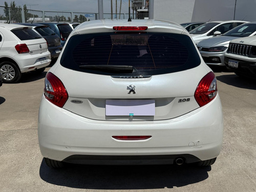 Peugeot 208 1.5 Allure Touchscreen Us 2015 Lucas Semini