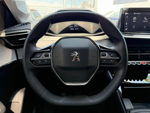 Peugeot 208 1.6 Style Mt Us 2023 Lucas Semini